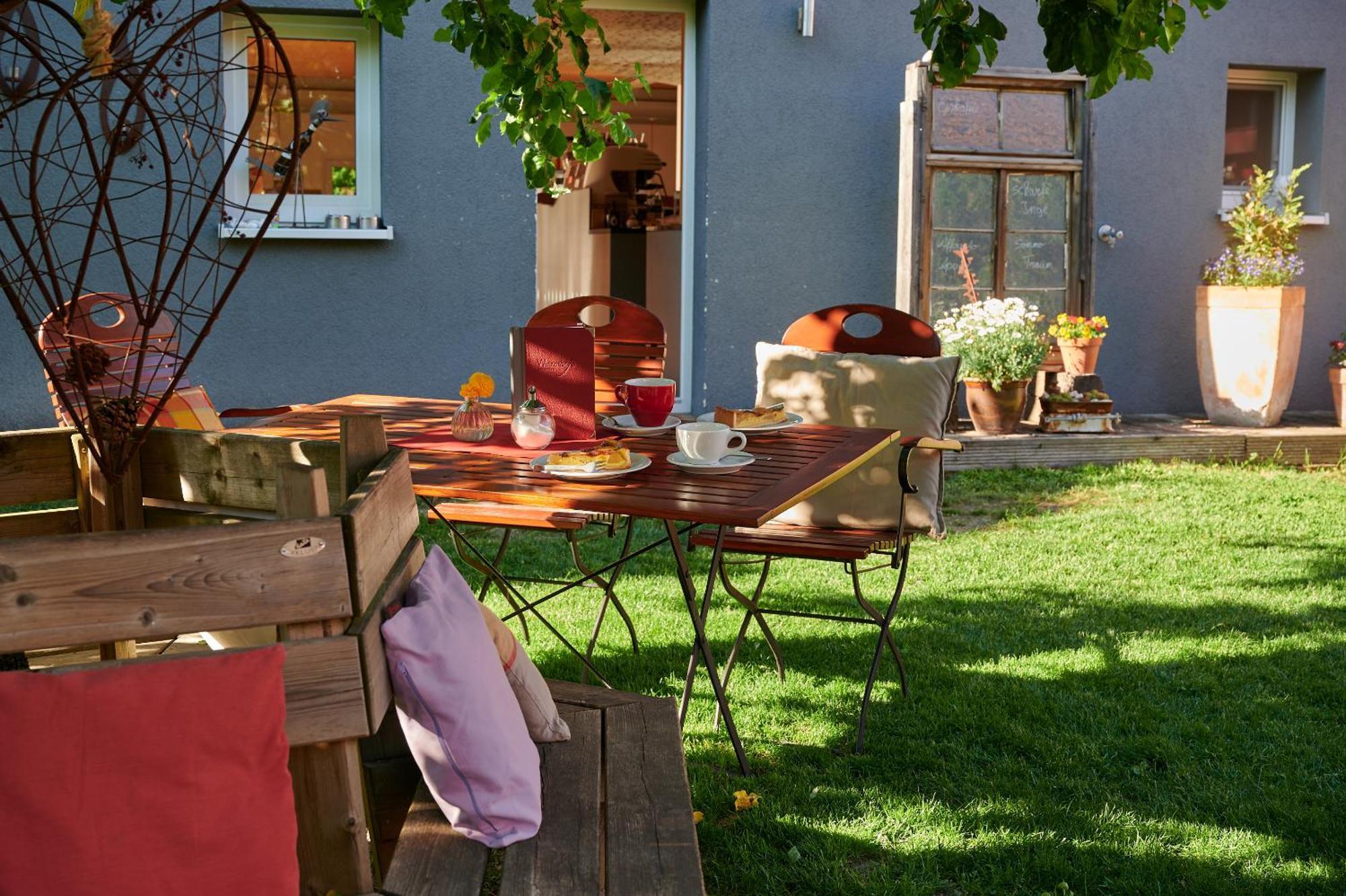 Апартаменты Winzercafe Neipperg Brackenheim Экстерьер фото